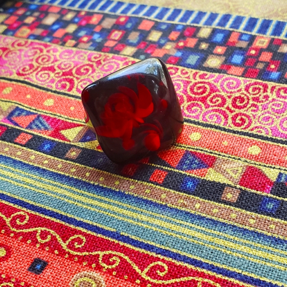 🌺🌻🍁❄5/$24 Large Red square statement ring, inlaid with 3-D Rose, size 8
